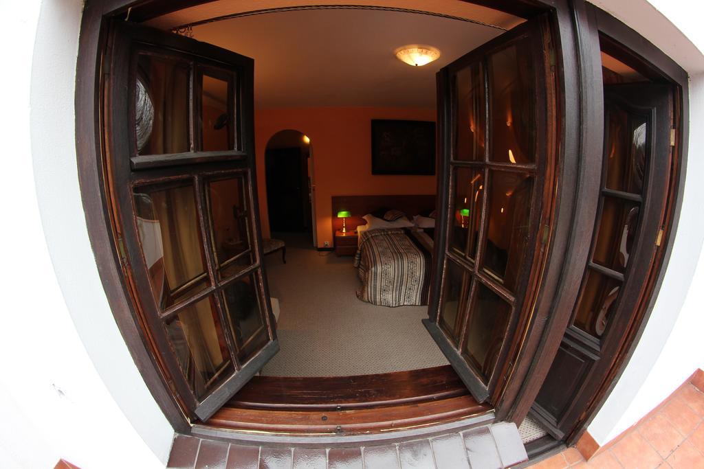Pensjonat Rezydencja Parkowa Apartment Wroclaw Luaran gambar