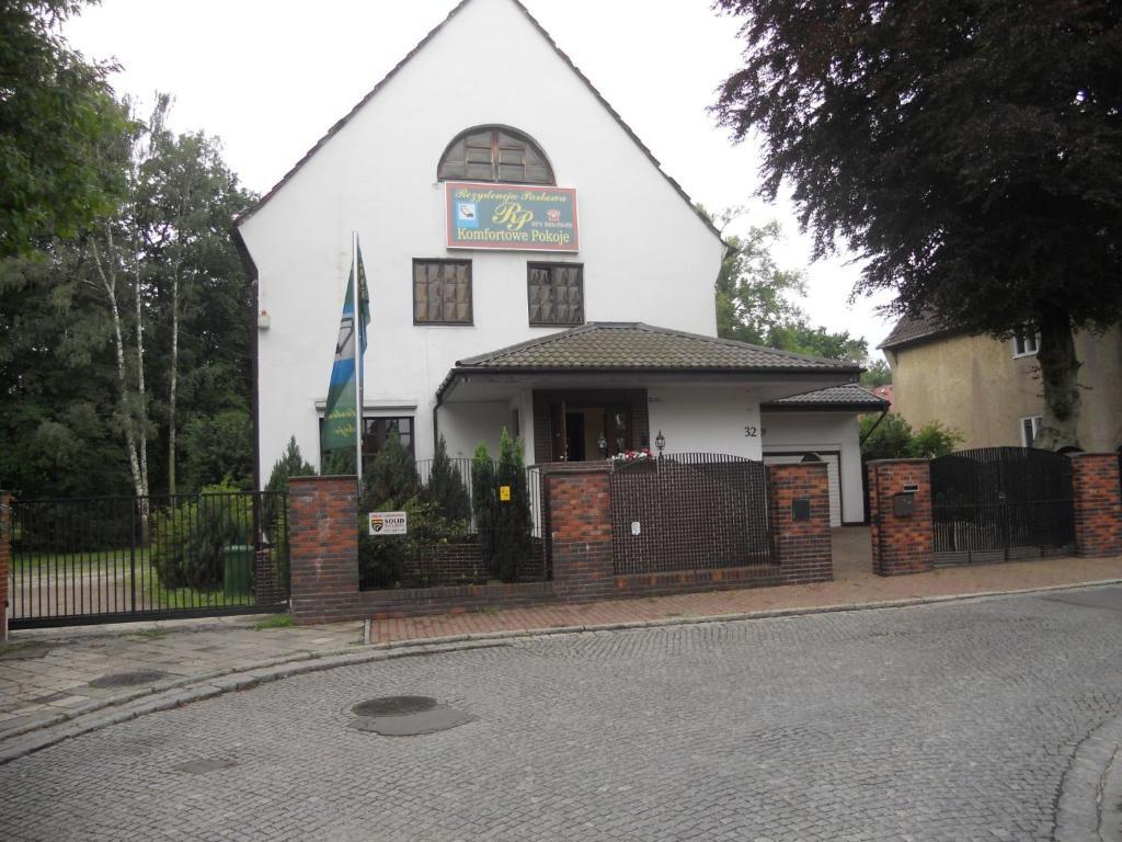 Pensjonat Rezydencja Parkowa Apartment Wroclaw Luaran gambar